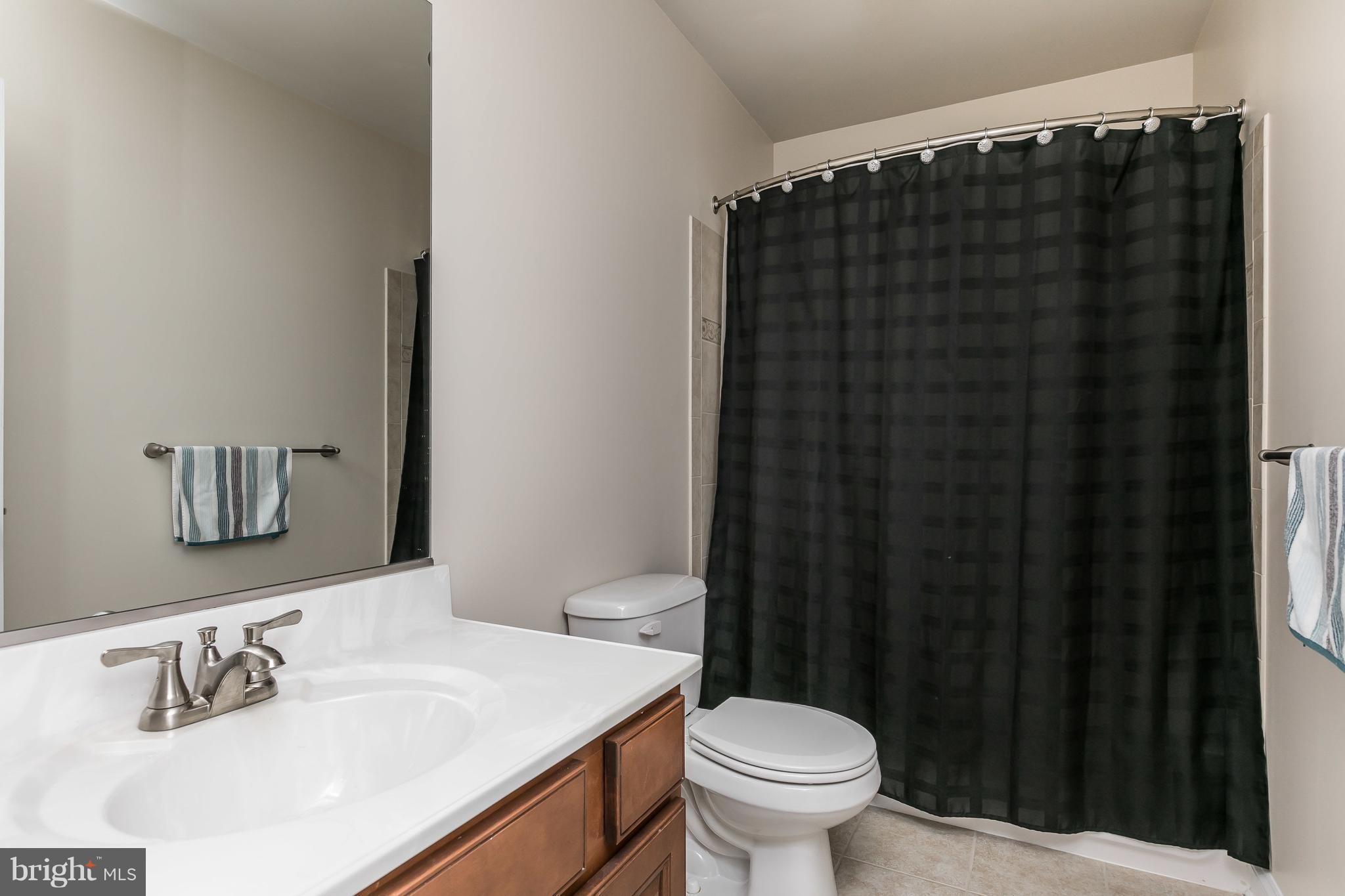 303 Riverside Drive Baltimore, MD 21221 - Photo 18 of 29 Bath