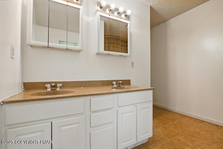 1224 Clover Road Long Pond, PA 18334 - Photo 18 of 43 18