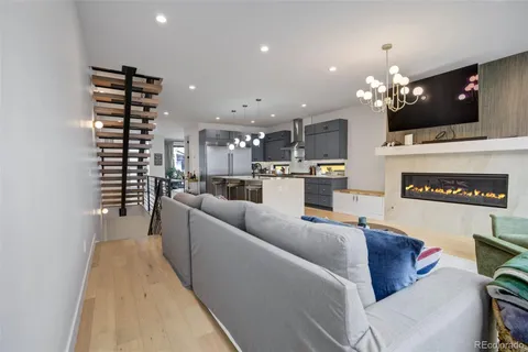 $1,299,000 | 2526 South Lincoln Street, Denver, CO 80210