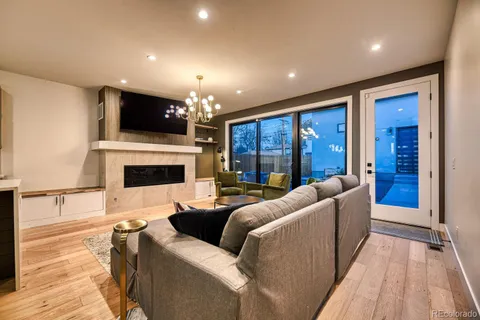 $1,315,000 | 2526 South Lincoln Street, Denver, CO 80210