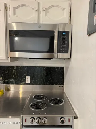 $800 | 328 North 11th Place, Unit D, Phoenix, AZ 85006