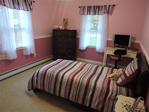 130 Ludlow Road Chicopee, MA 01022 - Photo 18 of 28 Gallery Image 18