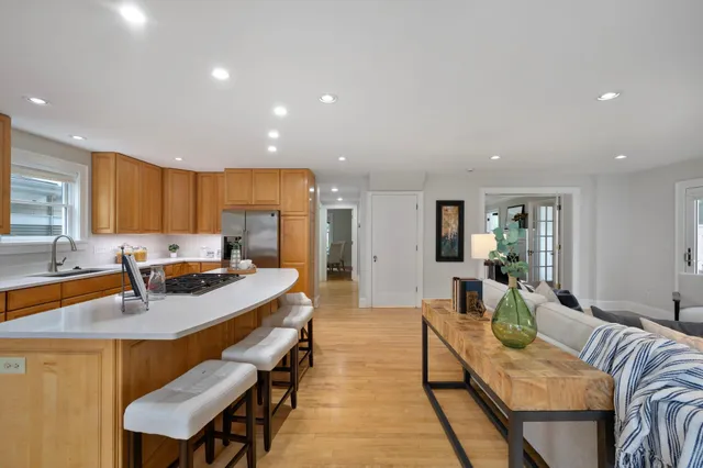 $989,000 | 2250 Princeton Avenue, St. Paul, MN 55105