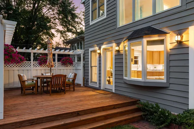 $989,000 | 2250 Princeton Avenue, St. Paul, MN 55105