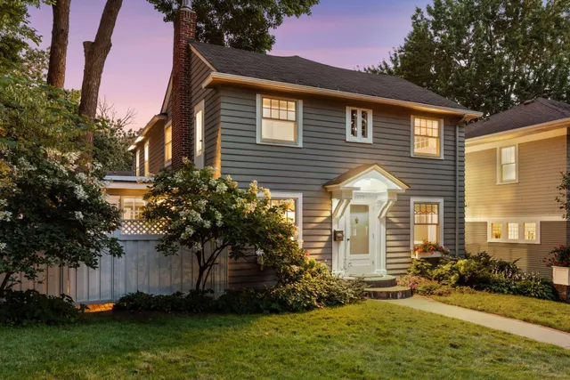 $989,000 | 2250 Princeton Avenue, St. Paul, MN 55105