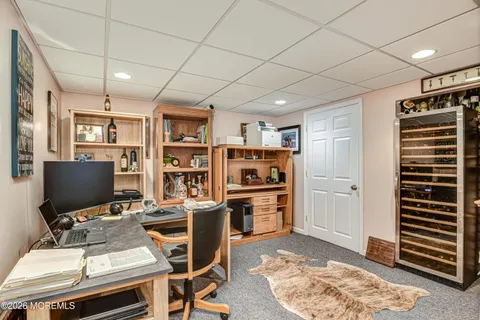 $795,000 | 21 La Valley Drive, Manalapan, NJ 07726