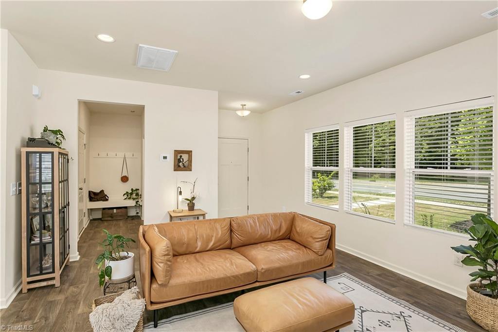 1052 North Gibson Road Mebane, NC 27302 - Photo 5 of 23 Gallery Image 5