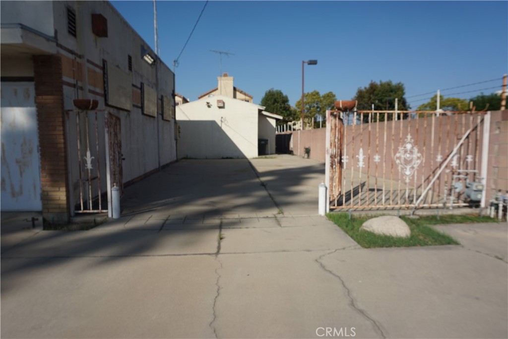 8121 Rosecrans Avenue Paramount, CA 90723 - Photo 8 of 16