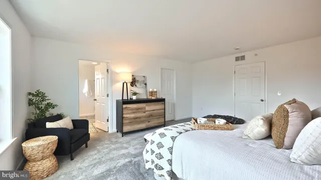 $339,700 | 7855 Briarwood Drive, Harrisburg, PA 17112