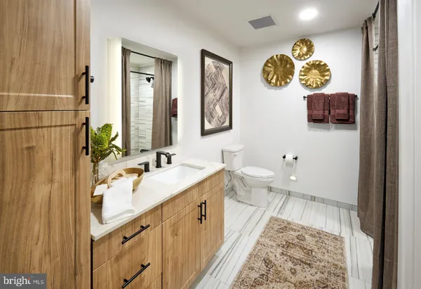 $11,595 | 2700 Main Line Boulevard, Unit 224, Alexandria, VA 22301