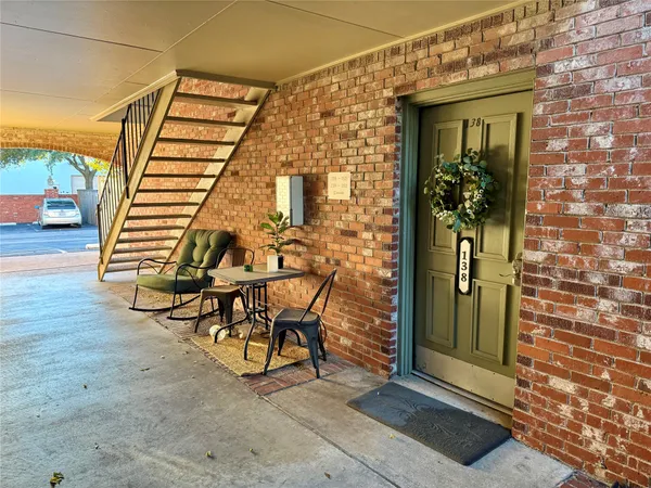 $1,900 | 7920 Rockwood Lane, Unit 138, Austin, TX 78757