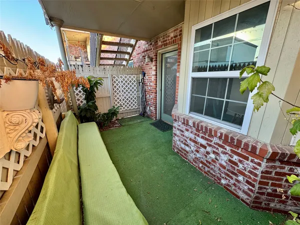 $1,900 | 7920 Rockwood Lane, Unit 138, Austin, TX 78757