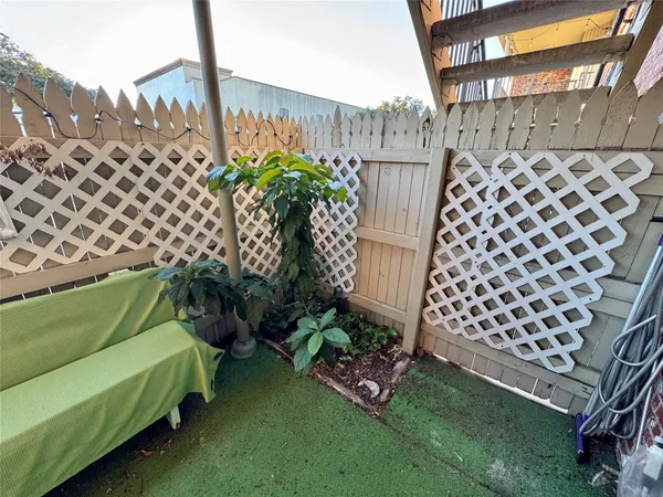 $1,900 | 7920 Rockwood Lane, Unit 138, Austin, TX 78757