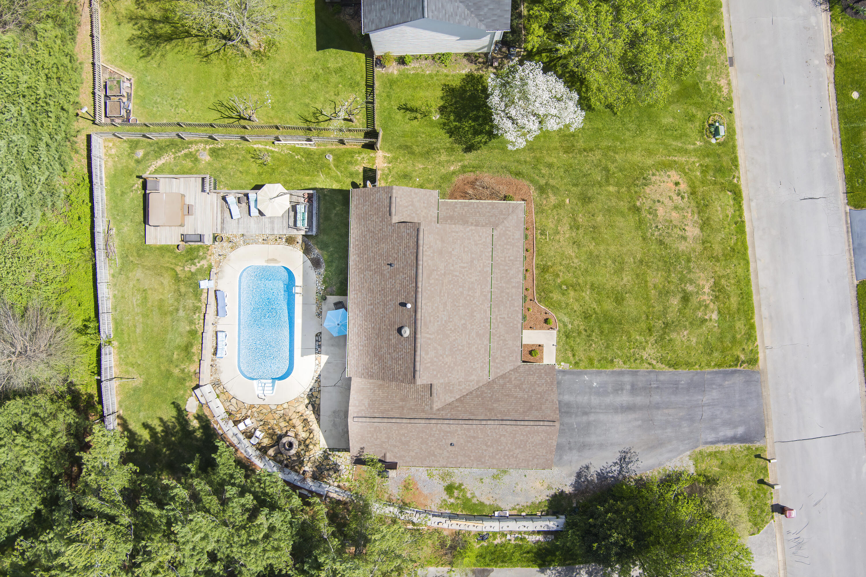 1203 Lone Oak Road Johnson City, TN 37604 - Photo 46 of 57 Lone Oak (16)