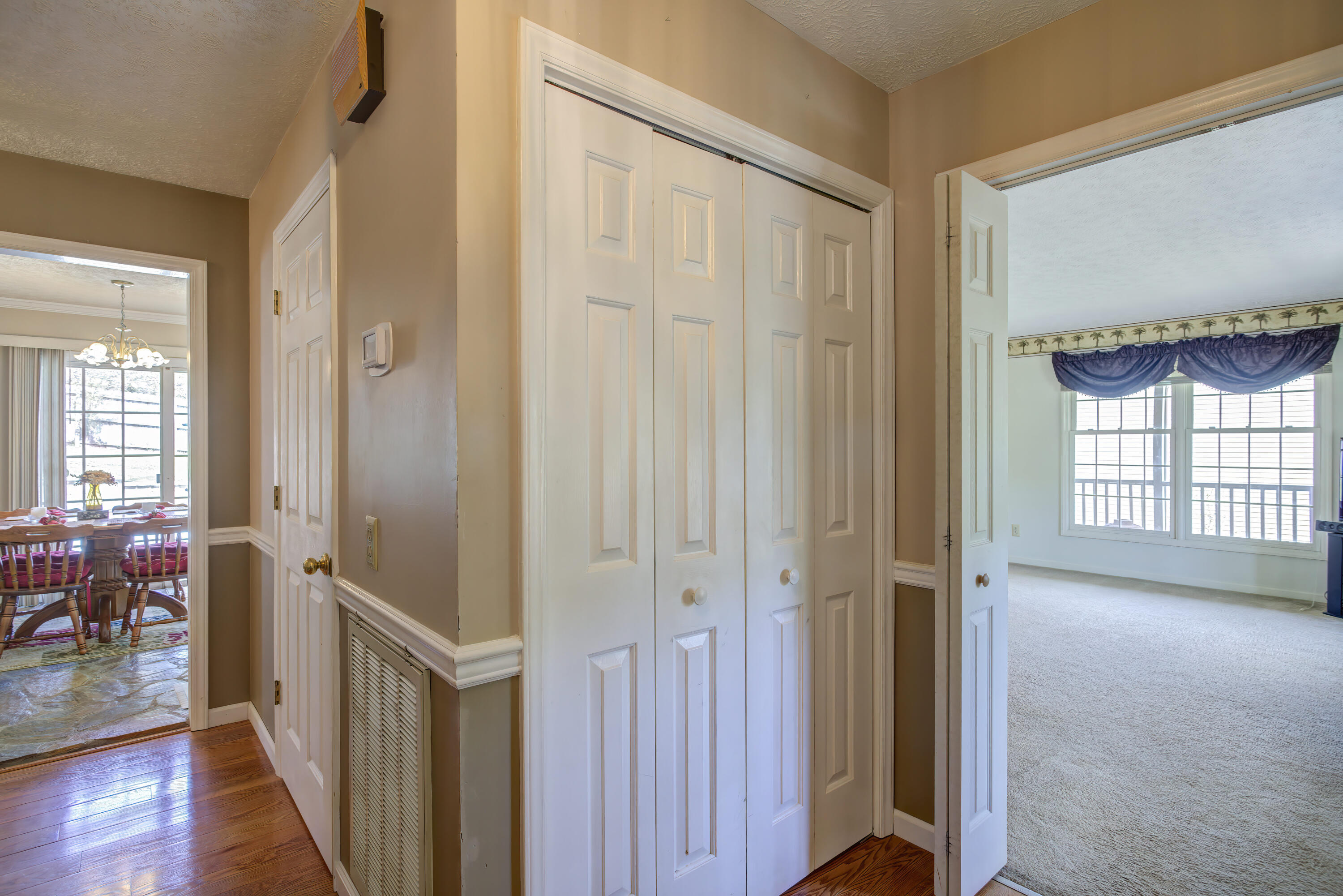 1203 Lone Oak Road Johnson City, TN 37604 - Photo 6 of 57 Lone Oak (37)