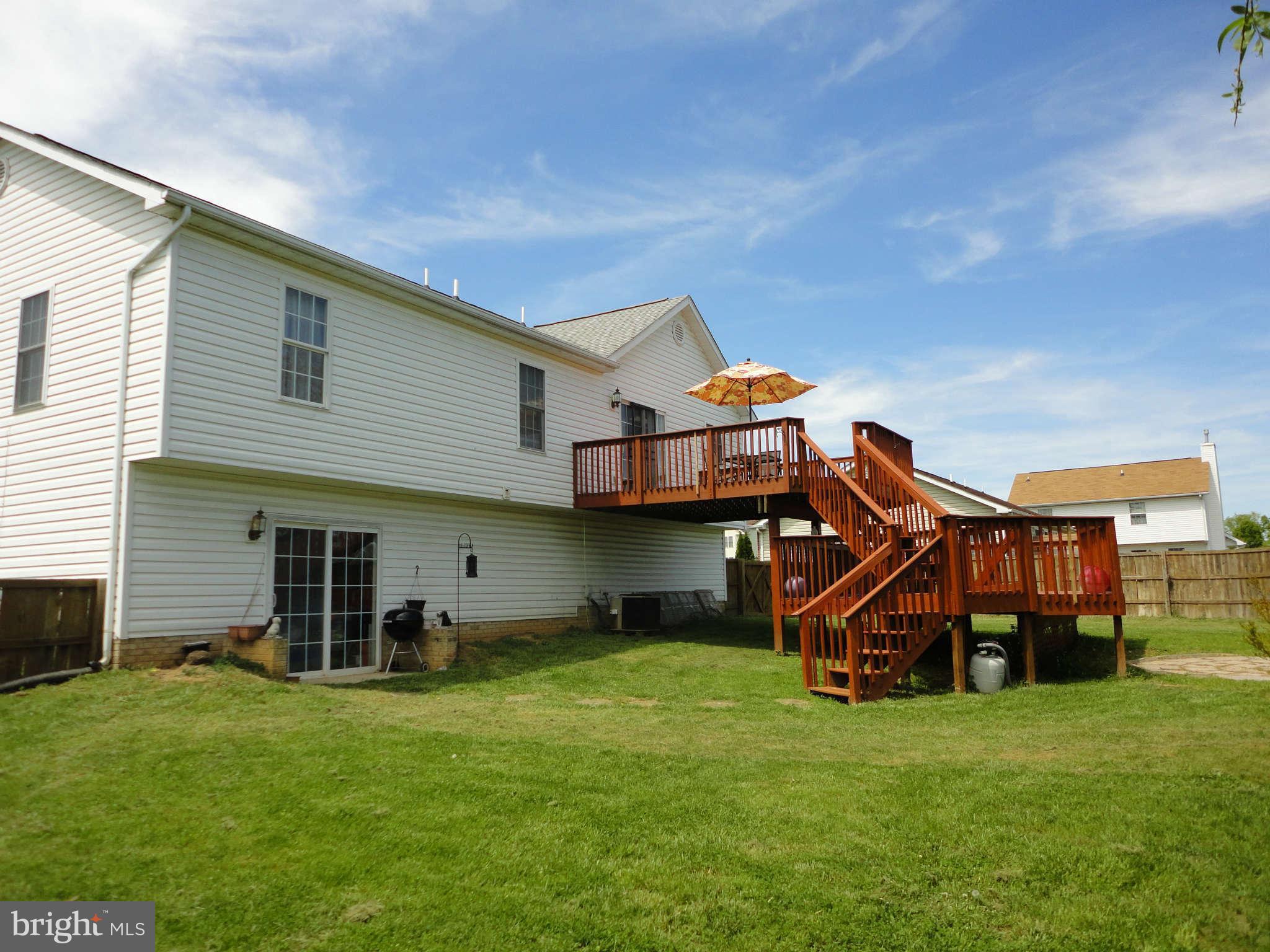 49 Flopsy Court Ranson, WV 25438 - Photo 3 of 9 Exterior (Rear)