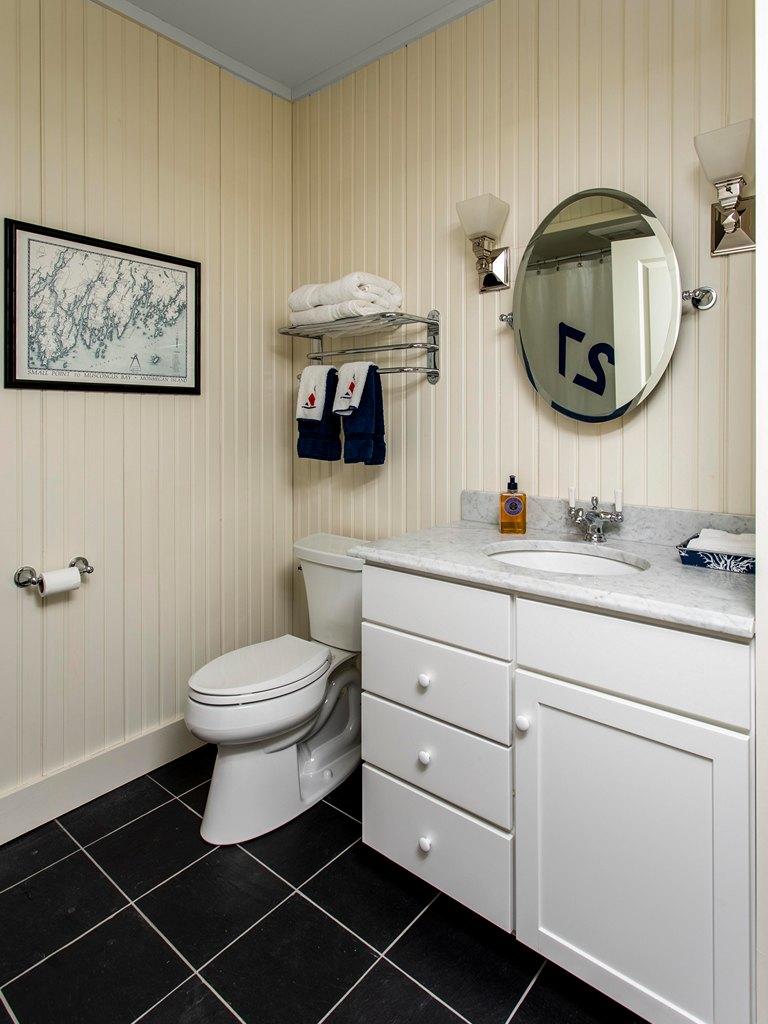 225 Shore Road East Boothbay, ME 04544 - Photo 23 of 28 23