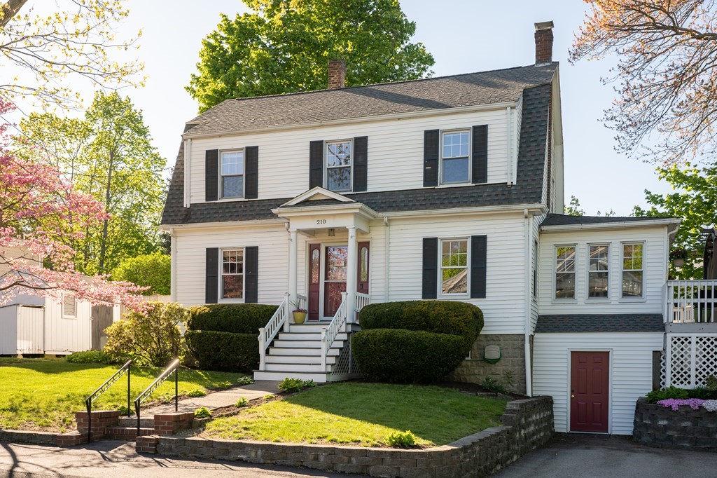 210 Pierce Road Weymouth, MA 02188 - Photo 2 of 37 Gallery Image 2