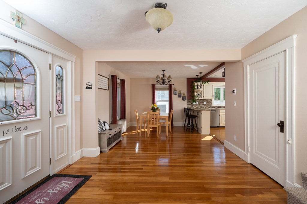 210 Pierce Road Weymouth, MA 02188 - Photo 4 of 37 Gallery Image 4