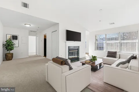 $260,000 | 11420 Deepwood Drive, Bowie, MD 20720