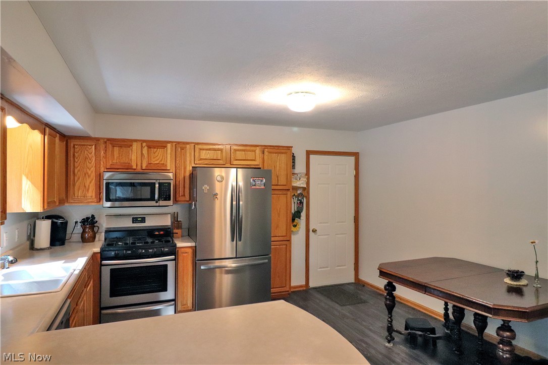 7180 Manchester Road New Franklin, OH 44614 - Photo 7 of 35 Gallery Image 7