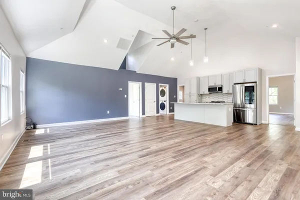 $2,950 | 1248 Generals Highway, Crownsville, MD 21032
