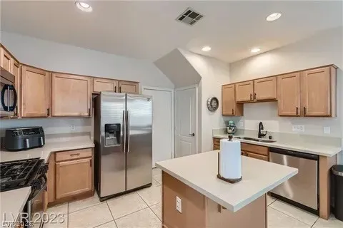 $2,325 | 3716 Perugia Court, Las Vegas, NV 89141