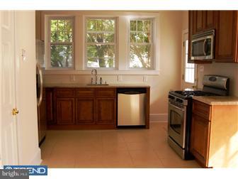 325 North Forklanding Road Maple Shade, NJ 08052 - Photo 4 of 12 Kitchen