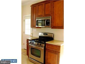 325 North Forklanding Road Maple Shade, NJ 08052 - Photo 5 of 12 Kitchen