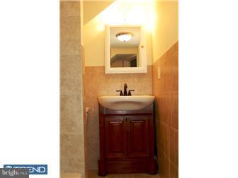 325 North Forklanding Road Maple Shade, NJ 08052 - Photo 6 of 12 Kitchen