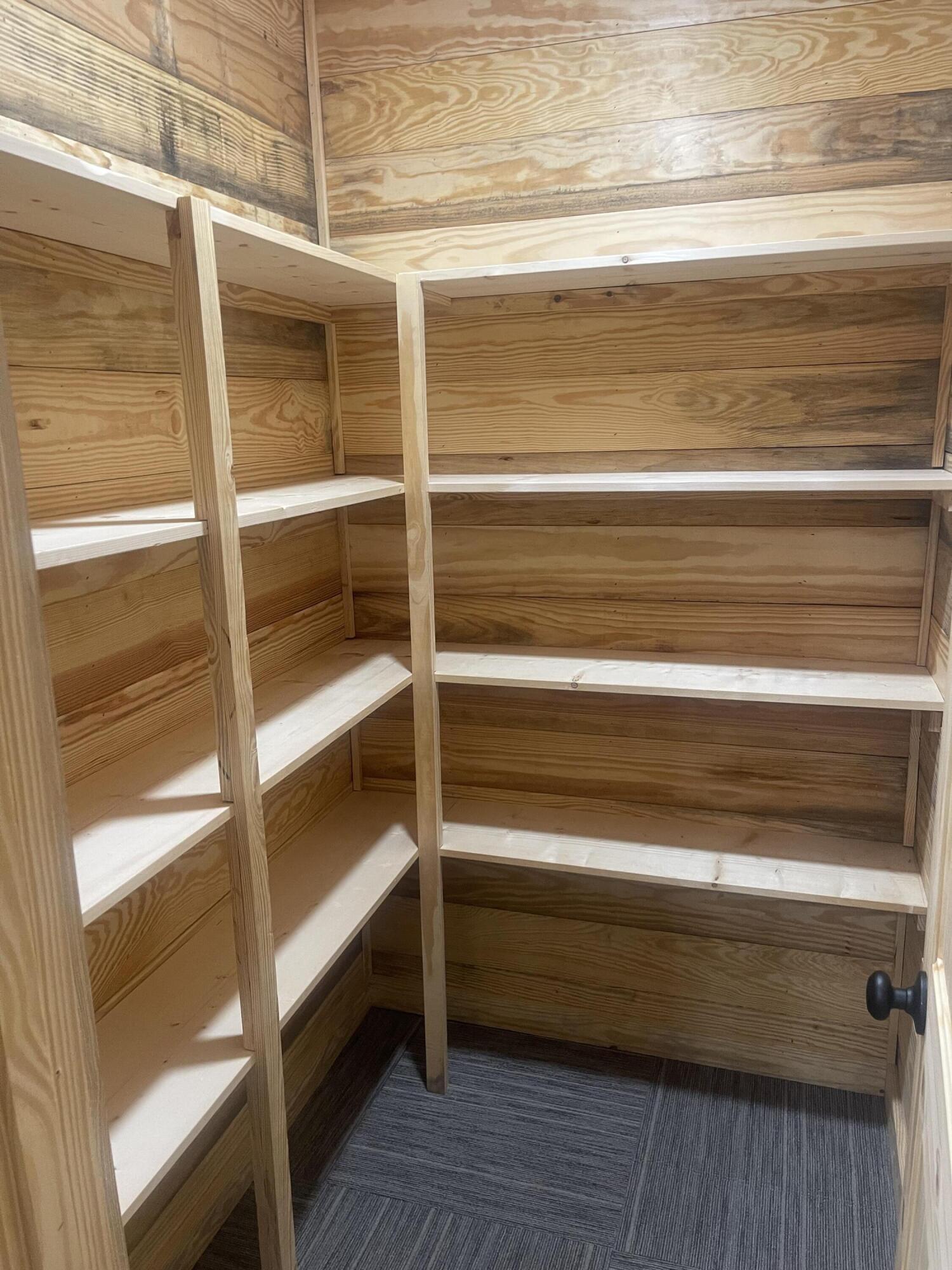 1716 Ranger Road Warrenton, GA 30828 - Photo 15 of 42 Primary closet