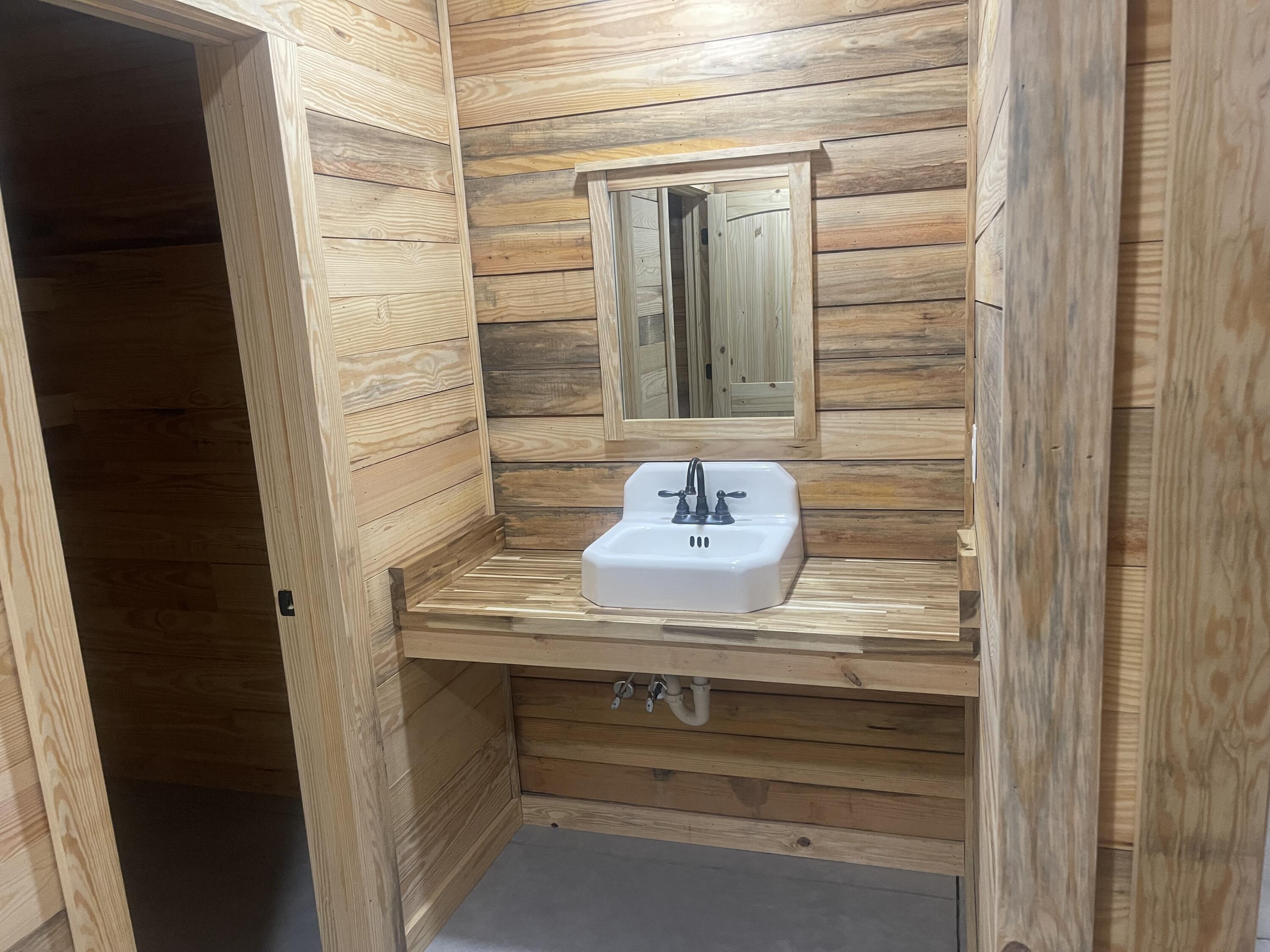 1716 Ranger Road Warrenton, GA 30828 - Photo 24 of 42 Sink for bath 1