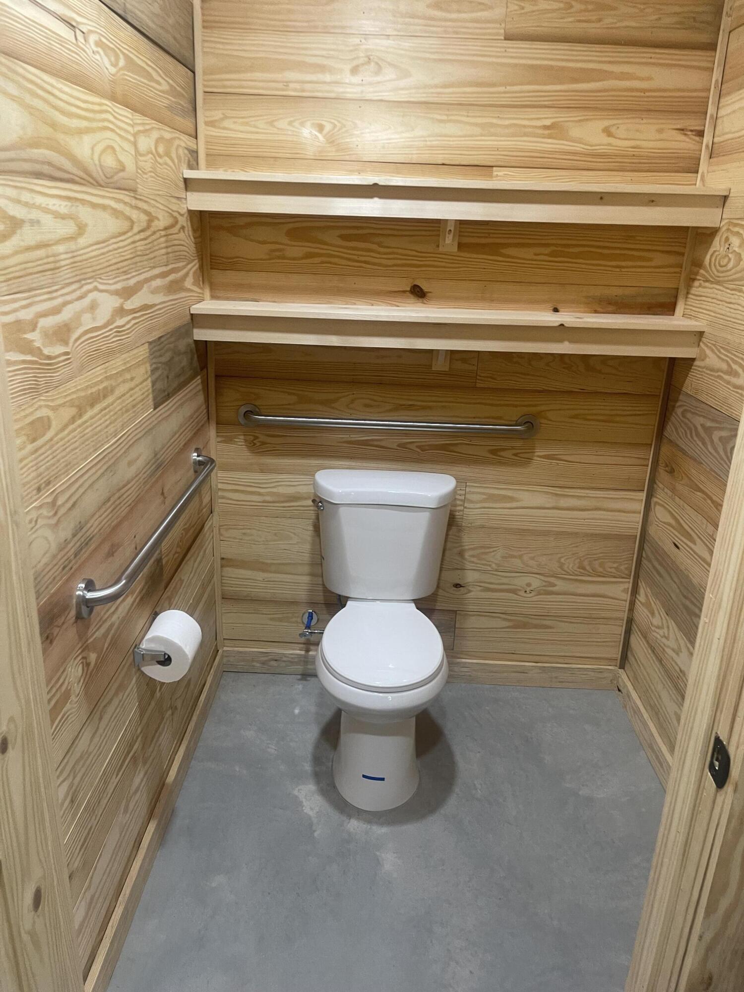 1716 Ranger Road Warrenton, GA 30828 - Photo 27 of 42 Water closet 2