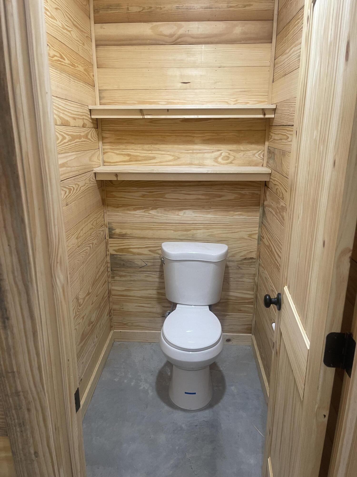 1716 Ranger Road Warrenton, GA 30828 - Photo 28 of 42 Water closet 3