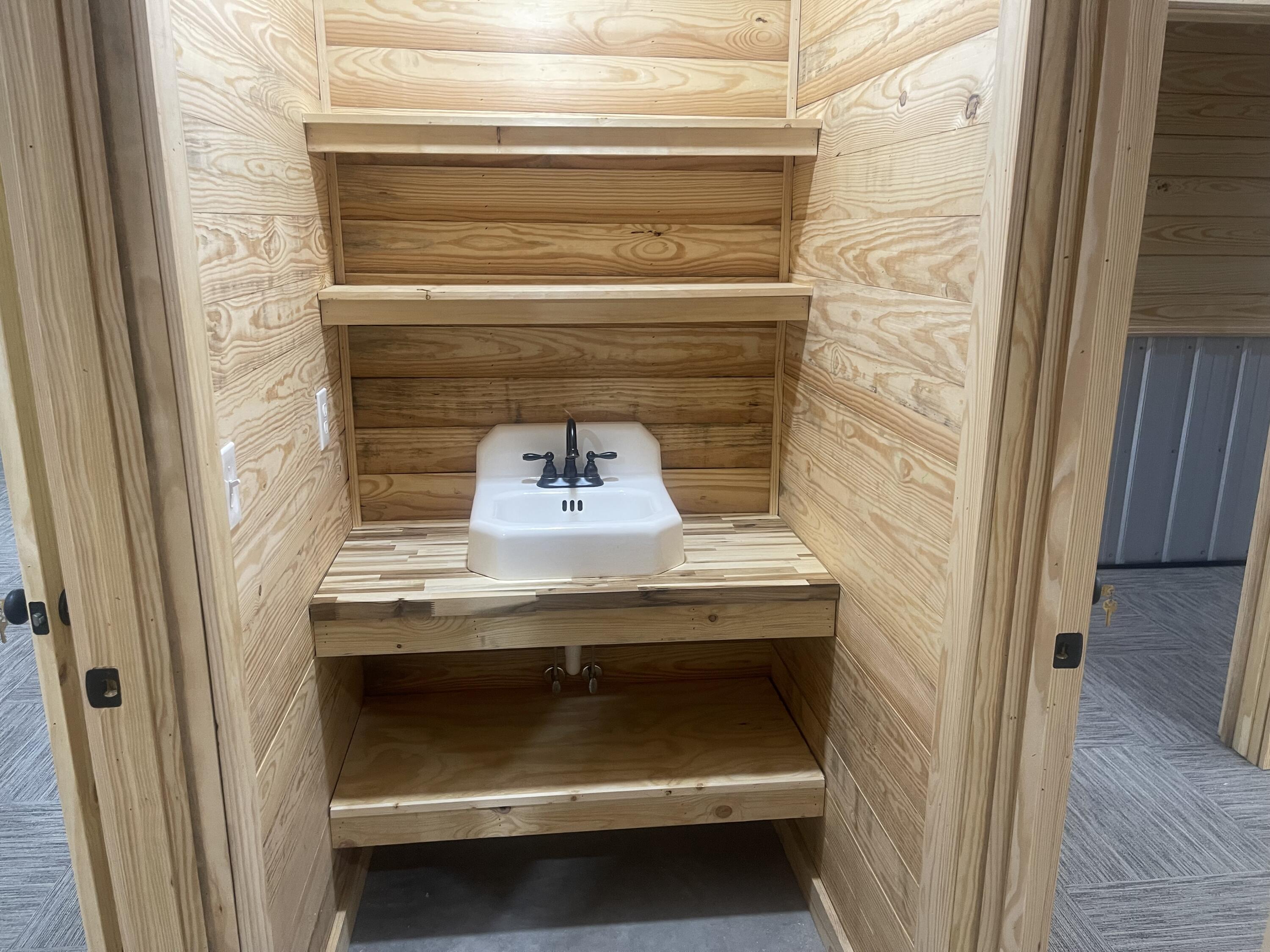 1716 Ranger Road Warrenton, GA 30828 - Photo 29 of 42 Sink for water closet 3