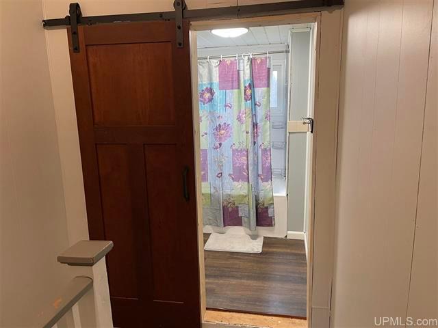N8979 South Davis Road Ironwood, MI 49938 - Photo 8 of 15 Gallery Image 8
