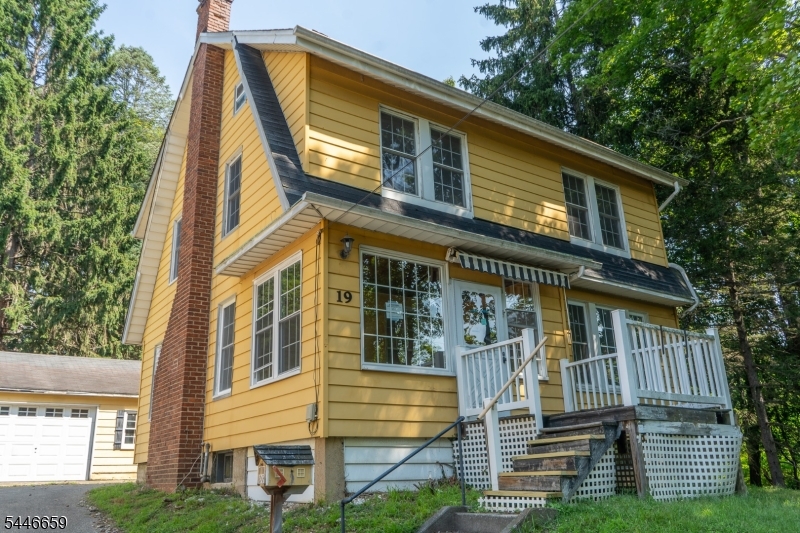 19 New Street High Bridge, NJ 08829 - Photo 5 of 29