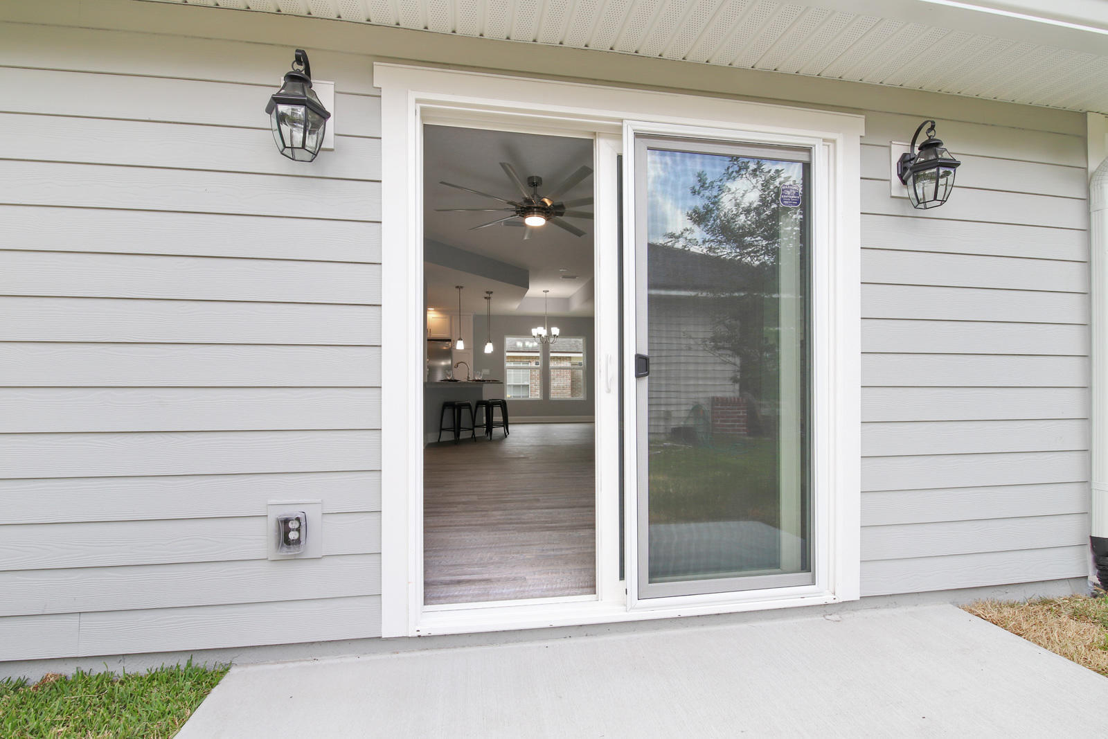 8545 Metto Road Jacksonville, FL 32244 - Photo 23 of 24 side view