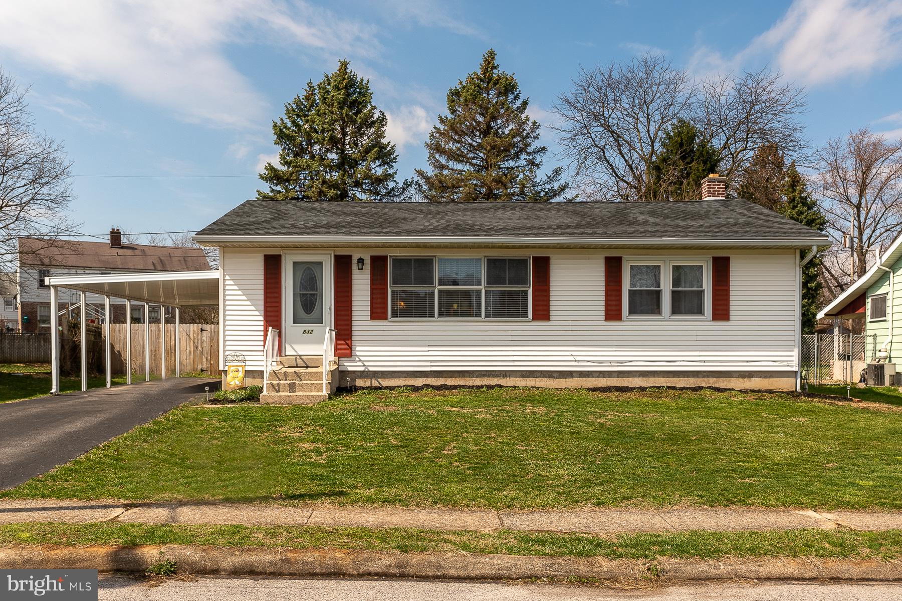 832 Gunnison Road York, PA 17404 - Photo 1 of 35