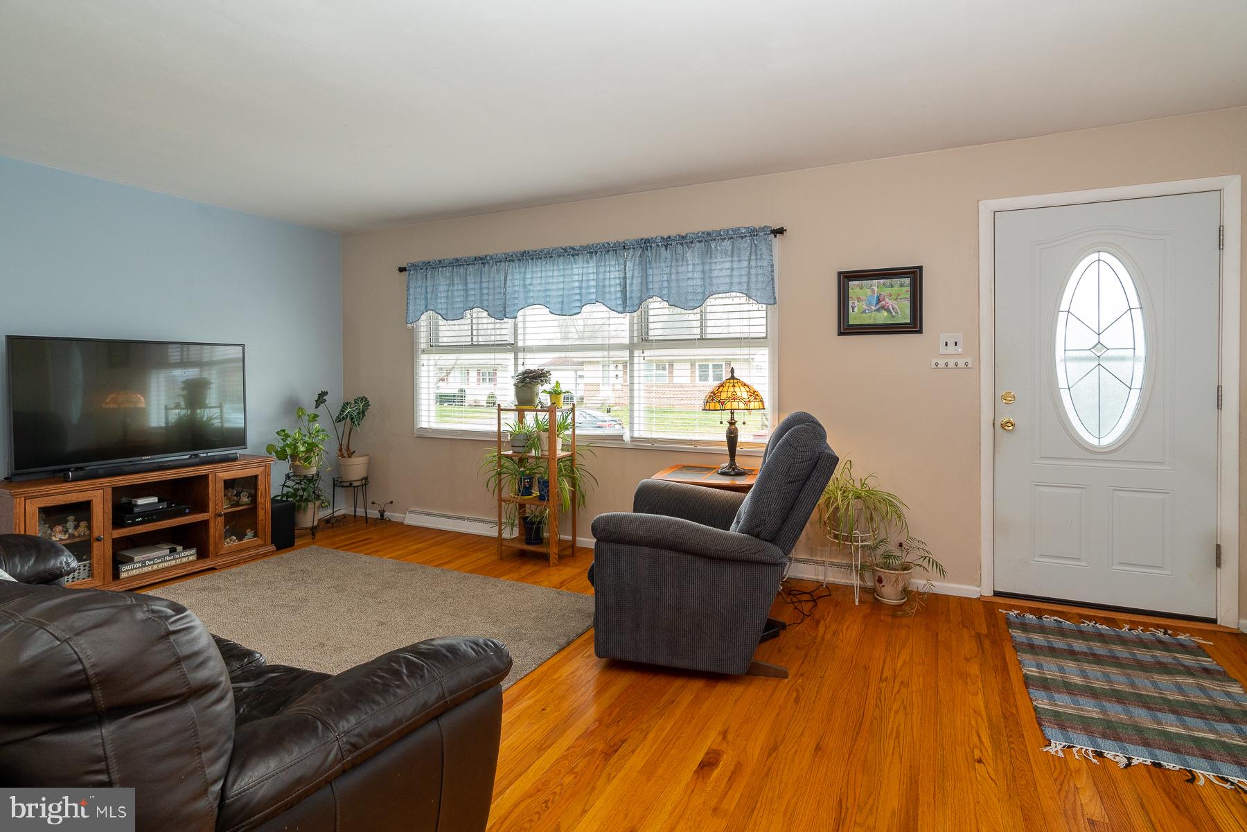 832 Gunnison Road York, PA 17404 - Photo 11 of 35