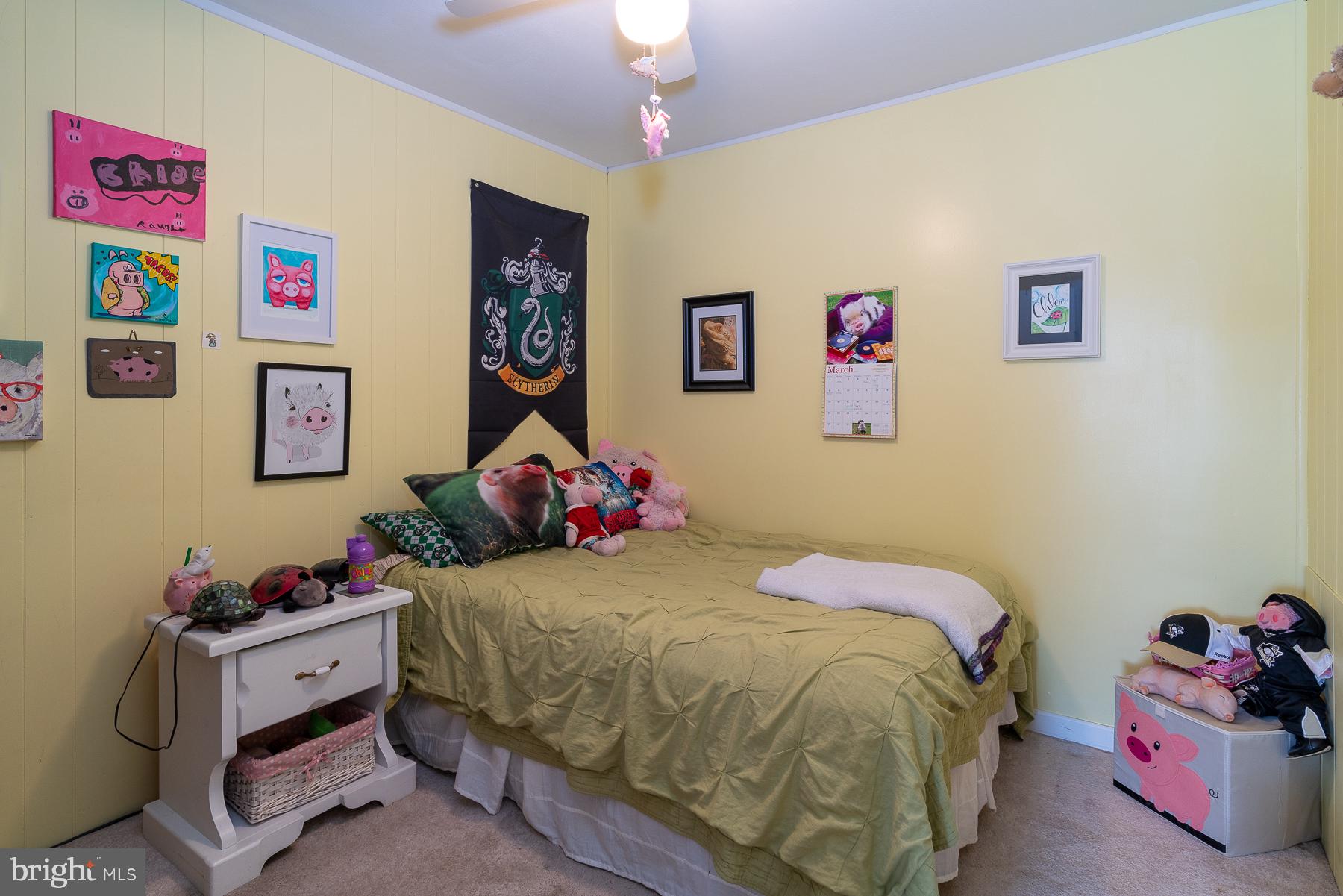 832 Gunnison Road York, PA 17404 - Photo 17 of 35
