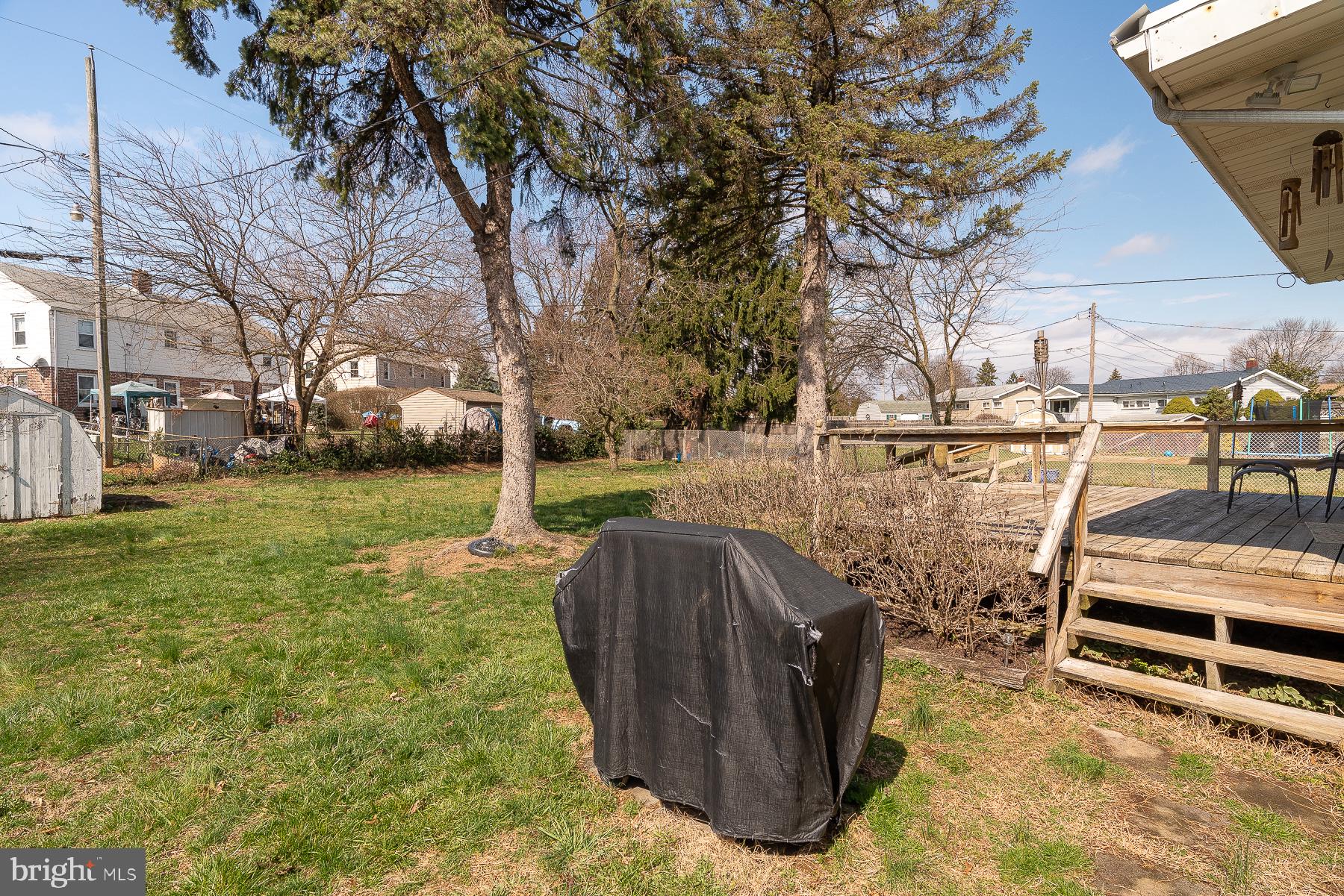 832 Gunnison Road York, PA 17404 - Photo 26 of 35