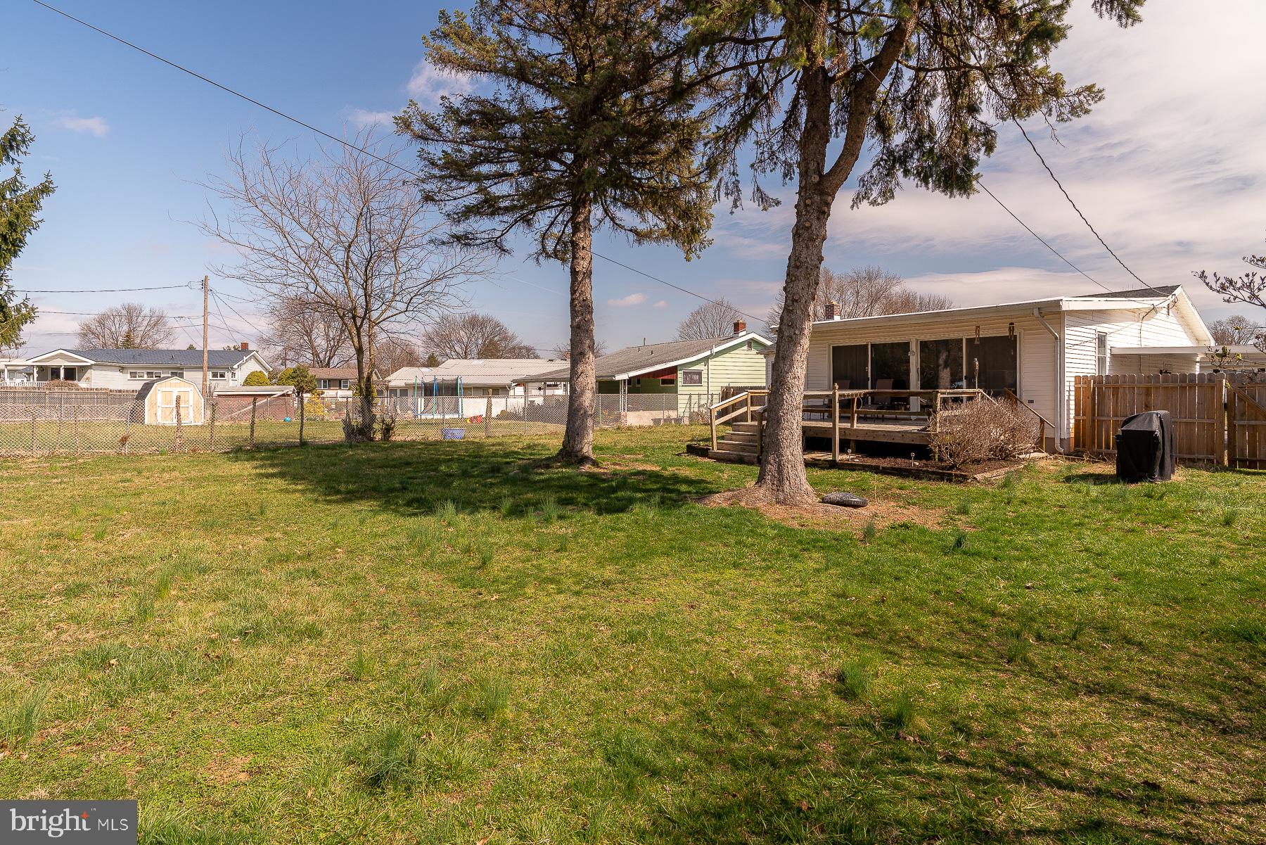832 Gunnison Road York, PA 17404 - Photo 27 of 35