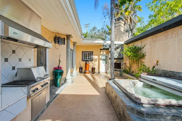 $1,675,000 | 2399 Ivy Road, Oceanside, CA 92054