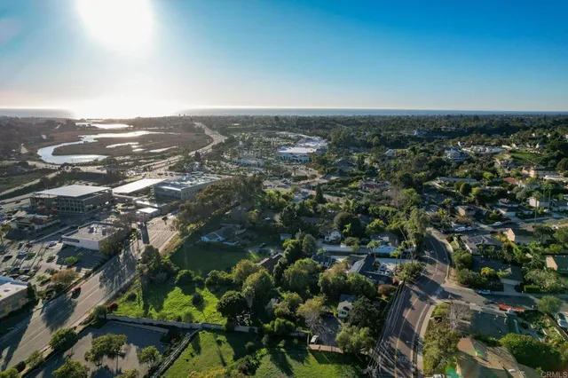 $1,675,000 | 2399 Ivy Road, Oceanside, CA 92054