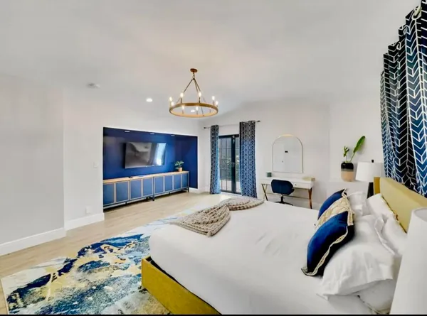 $7,500 | 5940 Northeast 22nd Avenue, Fort Lauderdale, FL 33308