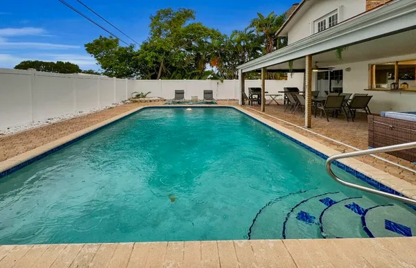 $7,500 | 5940 Northeast 22nd Avenue, Fort Lauderdale, FL 33308