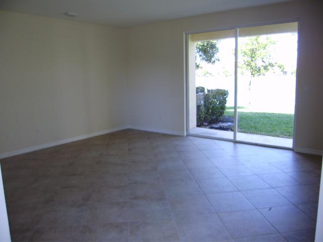 1923 Alamanda Way Riviera Beach, FL 33404 - Photo 3 of 5 Additional Photo