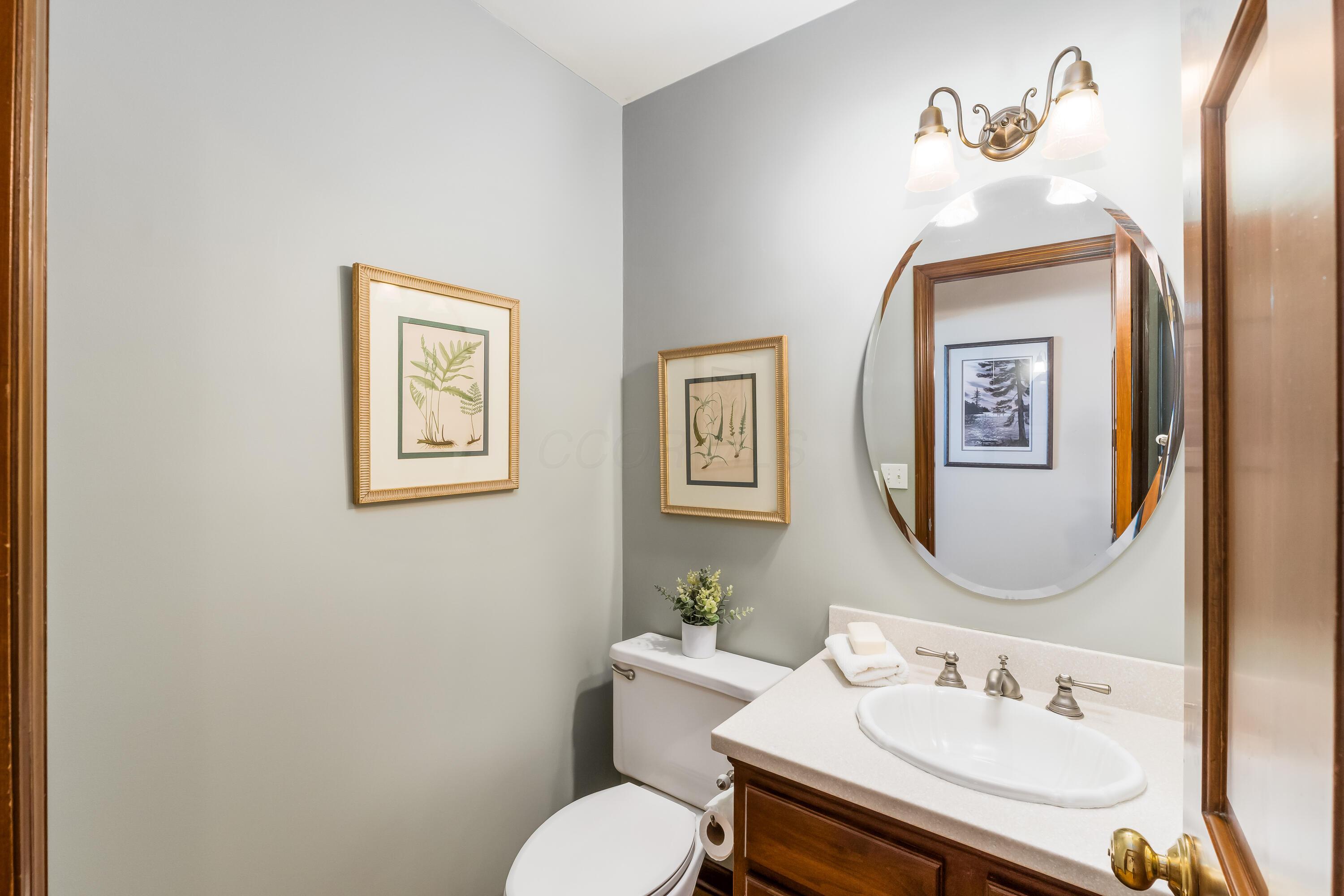 268 South Spring Road Westerville, OH 43081 - Photo 26 of 65 S_-_268_S_Spring_Rd_-_076