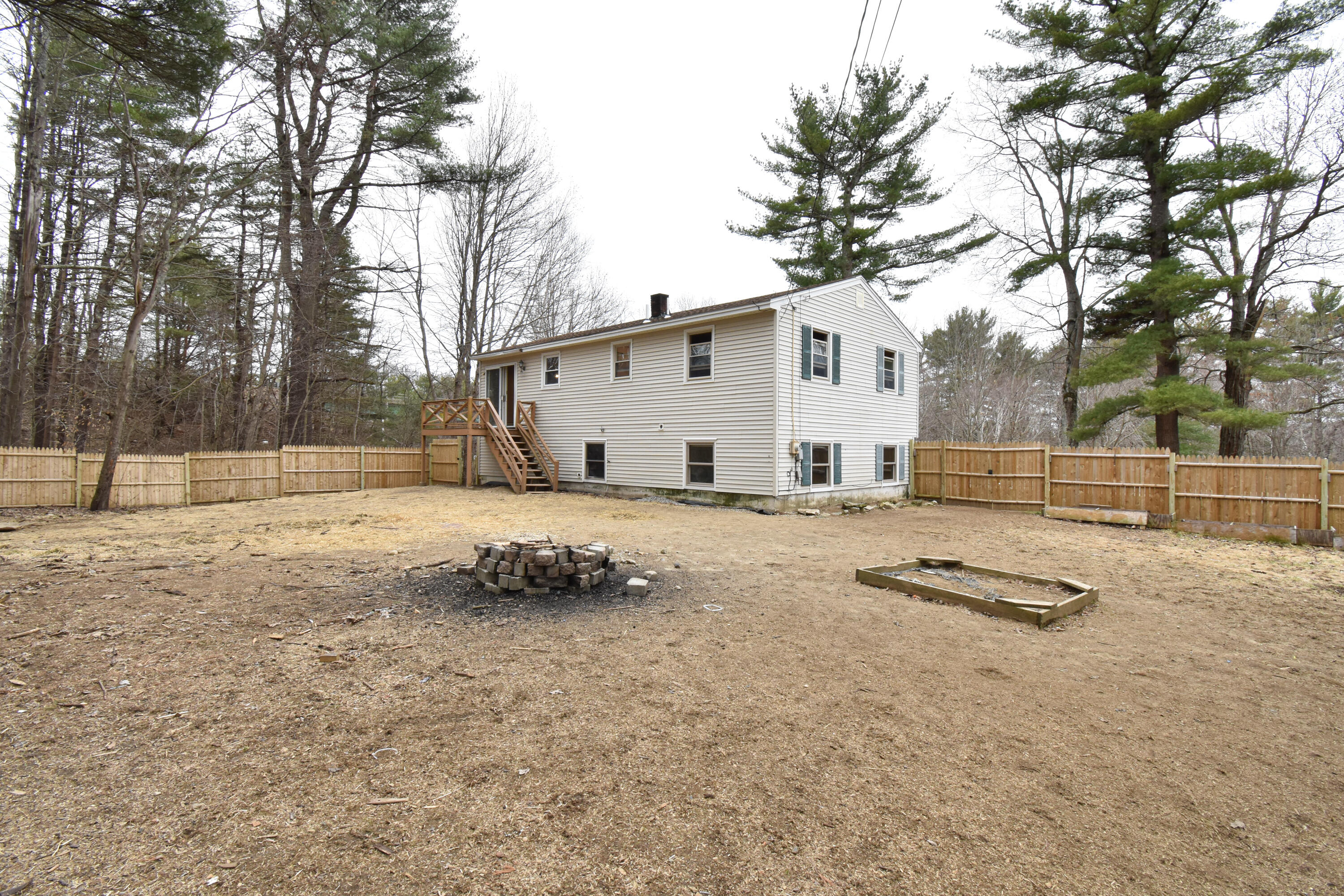 131 River Road Topsham, ME 04086 - Photo 3 of 33 131RiverRd.Topsham-21